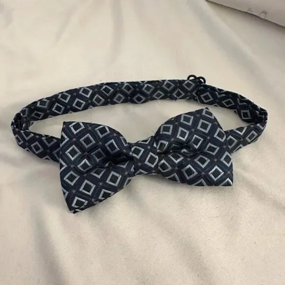 Baby Toddler Diamond Pattern Clip On Bow Tie, Dark Blue Navy and Gold - Picture 2 of 3